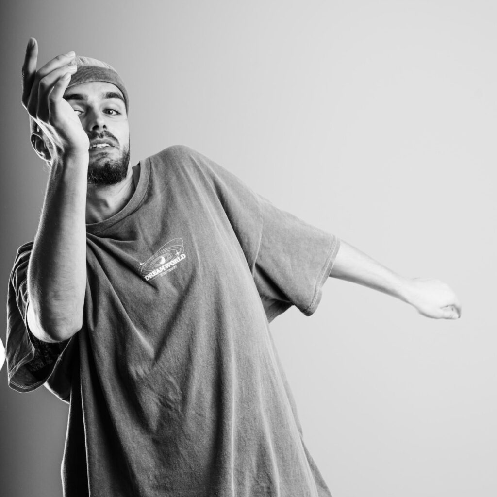 Paddy teaching house dance classes