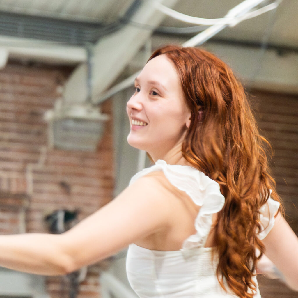 Joanna Lindy Hop